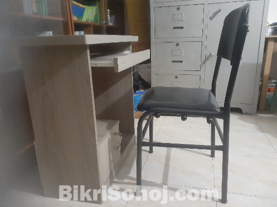 Fresh Computer Desk & Chair for Sell